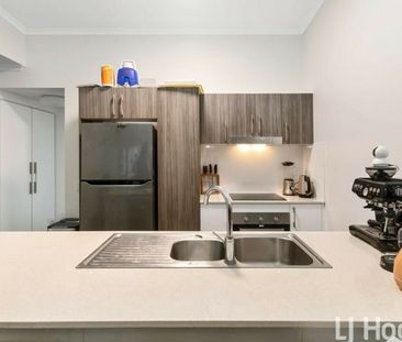 613/281A Riverside Boulevard, Douglas - Photo 2