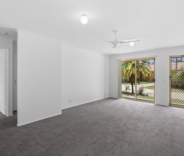 Low-Maintenance Living in a Prime Oxenford Location - Photo 5