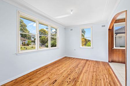 Home For Rent - Photo 4
