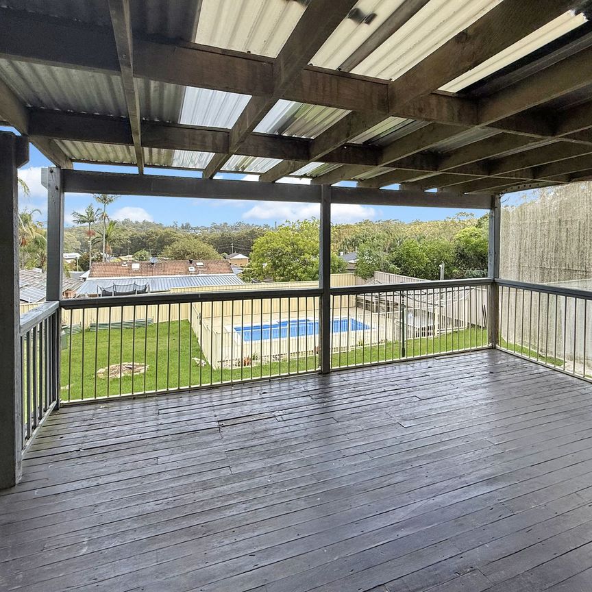 LIFESTYLE LIVING: 4-BEDROOM HOME WITH POOL & BIG BACKYARD - Photo 1