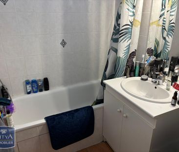 Location Appartement 2 pièces 45m² POITIERS 86000 - Photo 5