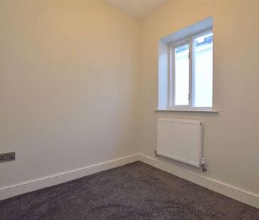 High Street, Tewkesbury, Gloucestershire, GL20 - Photo 5