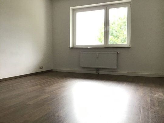 Superruhige Lage im grünen Isinger Feld! Topwohnung mit Balkon und Tageslichtbad - Photo 1