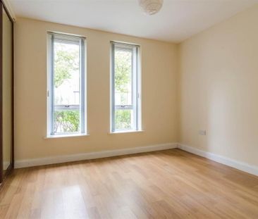 9 Woodbrook Green, Lisburn, BT28 2ZJ - Photo 1