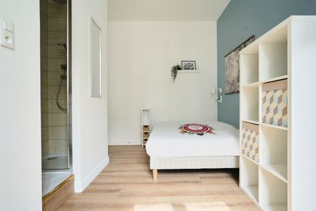 LEONE LALIRE MY Roommate 2 Bedrooms at Reims - Photo 3