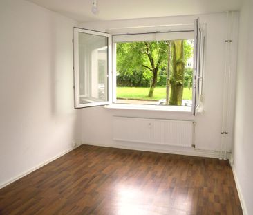 Storkower Str. 211-217, Typ AE, 3-Zimmer-Wohnung im EG mit EBK - Photo 1