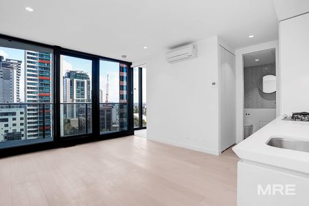 1405/135 A'Beckett Street, Melbourne - Photo 3