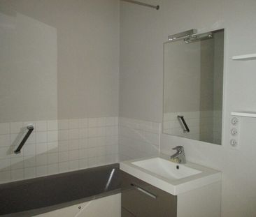 Location Appartement 4 pièces 89m² ORLEANS 45000 - Photo 1