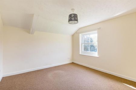 3 bedroom detached house to rent - Photo 5