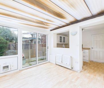 2 bedroom terraced house to rent - Photo 3