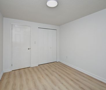 For Lease - 16 Hartley Court, Cambridge, Ontario - Photo 5