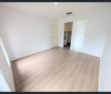 A Stunning Home in Highlands Estate - Photo 4