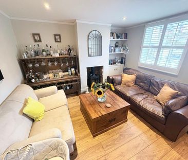 3 bedroom terraced house to rent - Photo 3