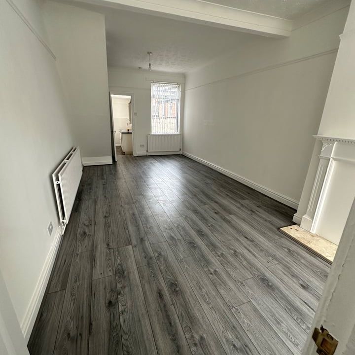 2 Bed Terraced House, Waltham Road, L6 - Photo 1