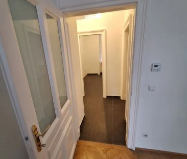 Schöne Altbauwohnung - perfekt für Singles oder Paare - Photo 2