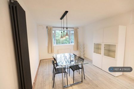 3 bedroom maisonette to rent - Photo 3