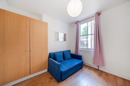 2 bedroom maisonette to rent - Photo 3