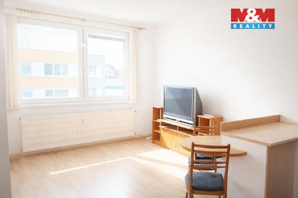 Pronájem bytu 1+kk 26 m² - Fotografie 1