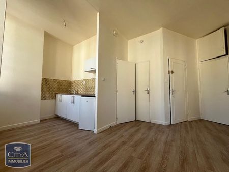 Location Appartement 1 pièce 26m² BRIVE LA GAILLARDE 19100 - Photo 3