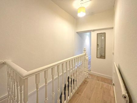 5 bedroom terraced house to rent - Photo 4
