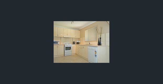 Spacious Family Home - Photo 1