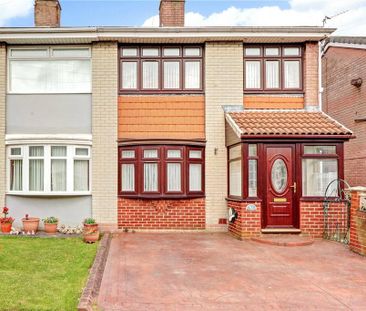 3 bedroom end of terrace house to rent - Photo 3