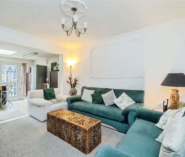 Wyndham Crescent, Whitton, Hounslow, TW4 5HZ - Photo 1