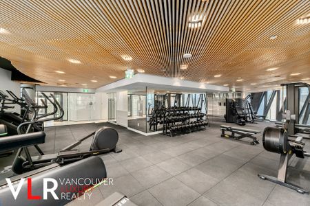 Condo in Downtown Vancouver, British Columbia - Photo 5