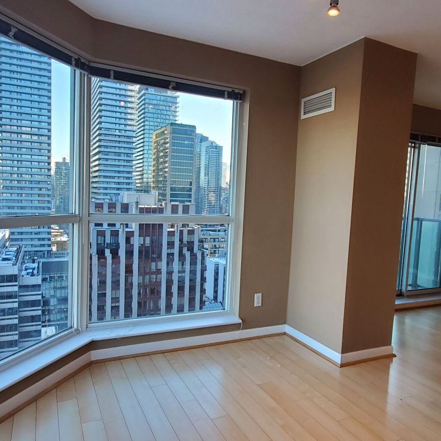 For Lease - 8 Park Road Unit# 2910, Toronto, Ontario - Photo 1