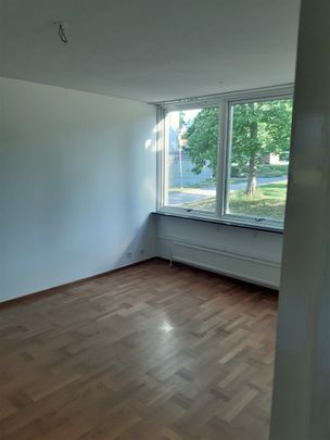 Ringvägen, Gunnebo - Foto 1