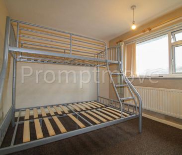 3 bedroom semi-detached house to rent - Photo 5