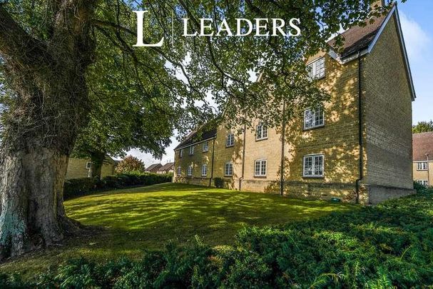 Court House Road, Tetbury, GL8 - Photo 1