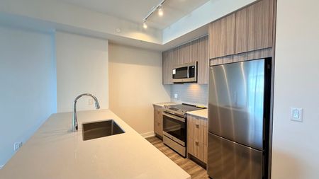 For Lease - 4130 Parkside Village Drive Unit# 3102, Mississauga, Ontario - Photo 4