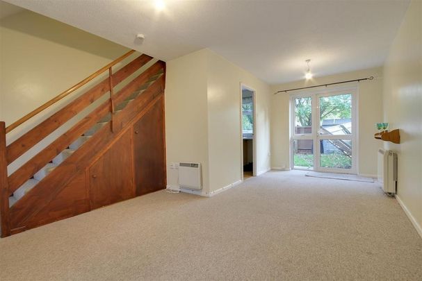 2 bedroom terraced house to rent - Photo 1
