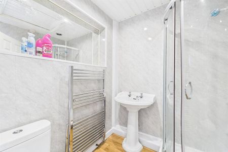 2 bedroom bungalow to rent - Photo 4