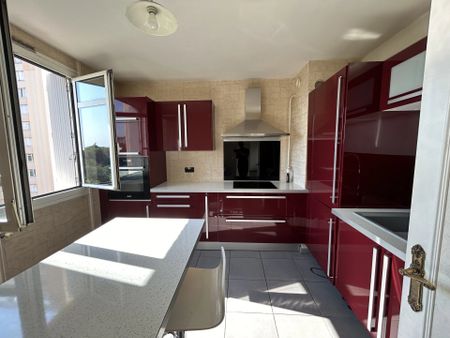 Location Appartement 2 pièces 53m² MARSEILLE 10ème - Photo 5