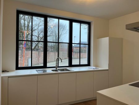 Prachtige recente woning met 2 slaapkamers op TOPlocatie! - Photo 2