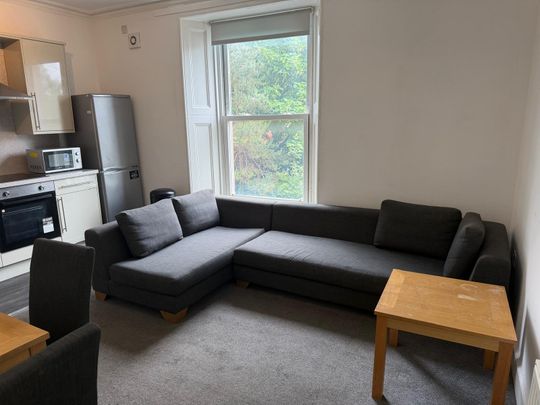 3 bedroom apartment to rent - Photo 1