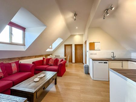 The Oak Room Apartment, North East Farm, Eltisley - Photo 2