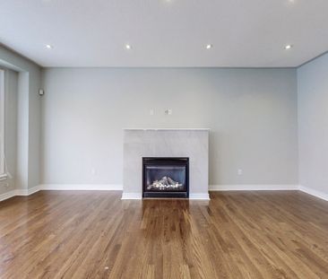 For Lease - 90 Maplebank Crescent Unit# Main, 2nd Floor, Whitchurch... - Photo 2