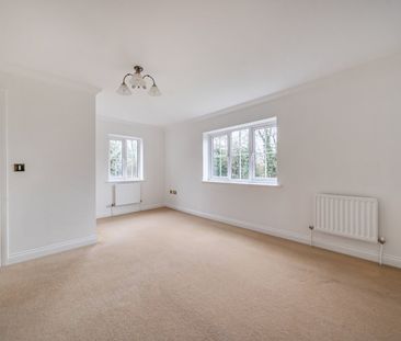 5 bedroom detached house to rent - Photo 2