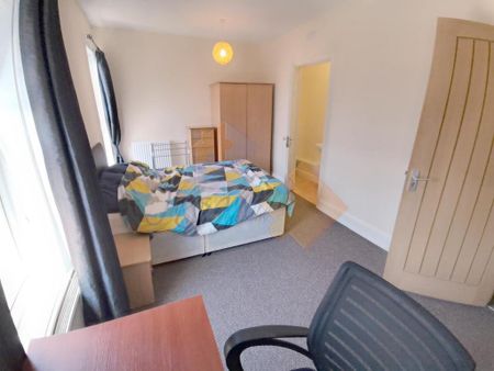 3 bedroom house to rent - Photo 2