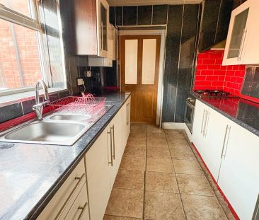 3 bed flat to rent in Canterbury Street, South Shields, NE33 - Photo 4