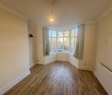 Spies Lane, Halesowen, West Midlands - Photo 1