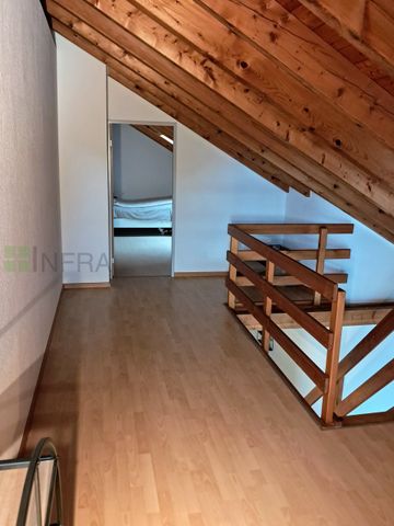 Magnifique duplex en attique de 107 m2 avec cachet ! Libre le 1.2.2026 - Photo 3