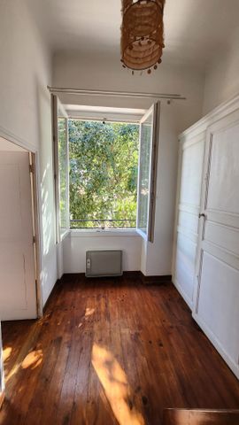 APPARTEMENT LOCATION TYPE 3 semi meublé au calme - Photo 2