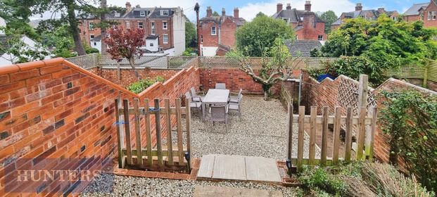 6 bedroom House To Let - Photo 1