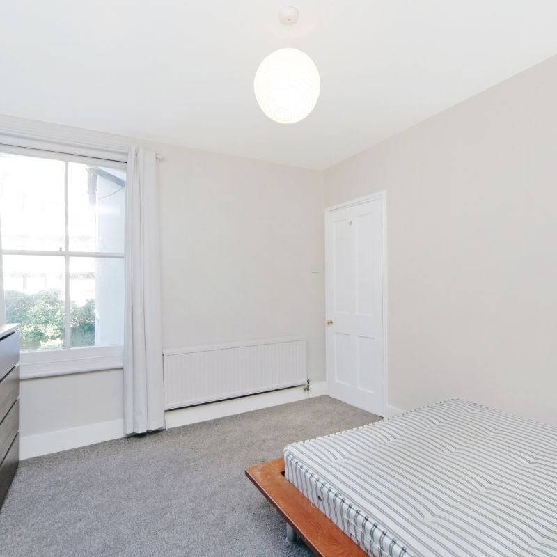 3 bedroom flat to rent - Photo 1