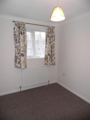 Castle Carey Gardens, Plymouth - Photo 2