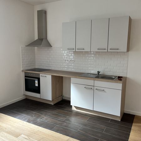 Location Appartement 2 pièces 51m² VICHY 03200 - Photo 3